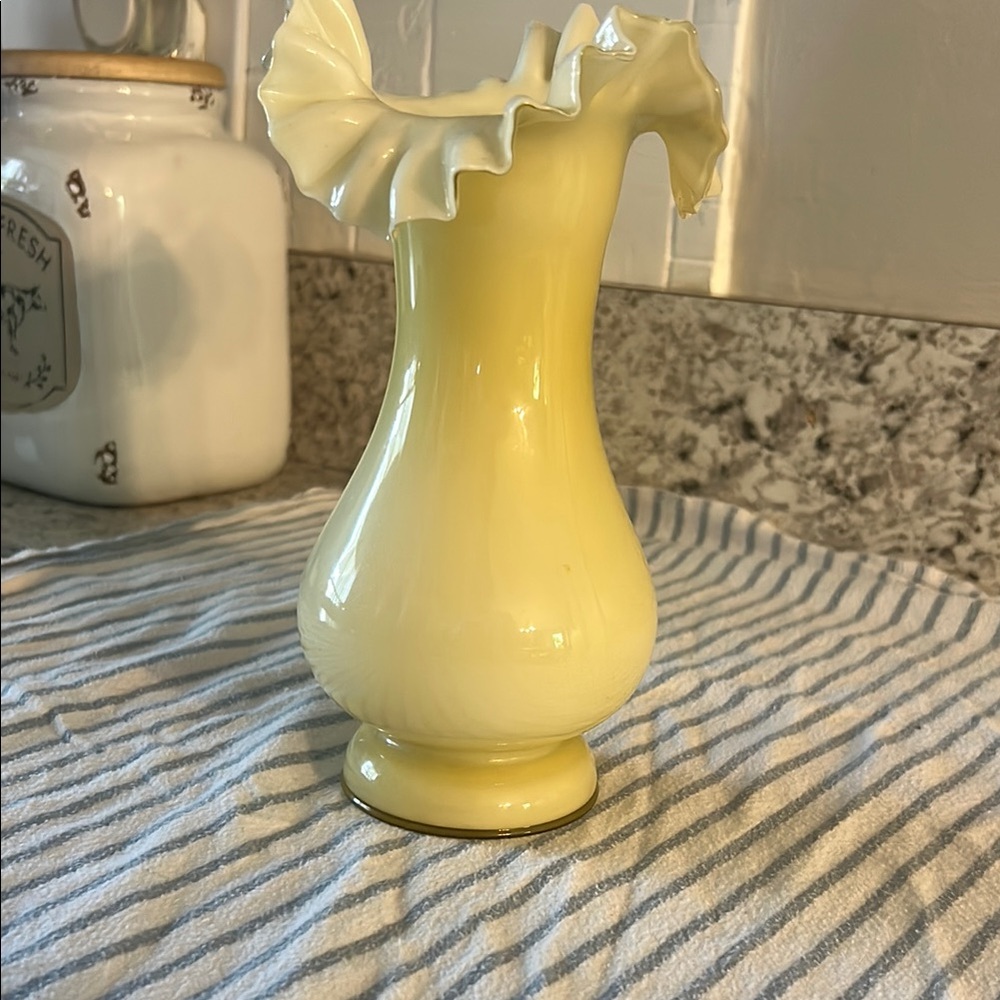Fenton Yellow Satin Glass Ruffled Vase. 💛Yellow Custard💛